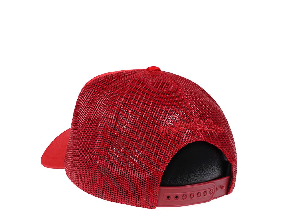 Mitchell & Ness Atlanta Hawks Satin Throwback Trucker Snapback Cap