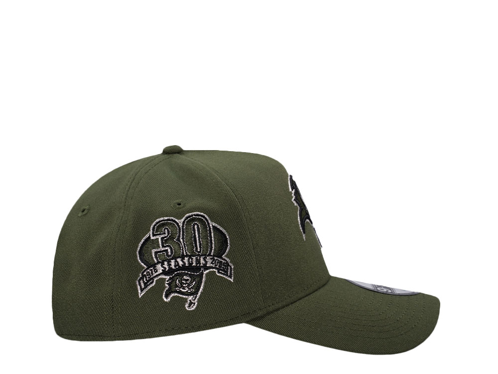 New Era Tampa Bay Buccaneers 30 Seasons Rifle Realtree Edition 9Forty A Frame Snapback Cap