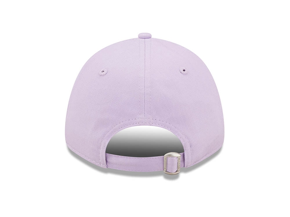New Era New York Yankees League Essentials Lavender 9Forty Strapback Cap