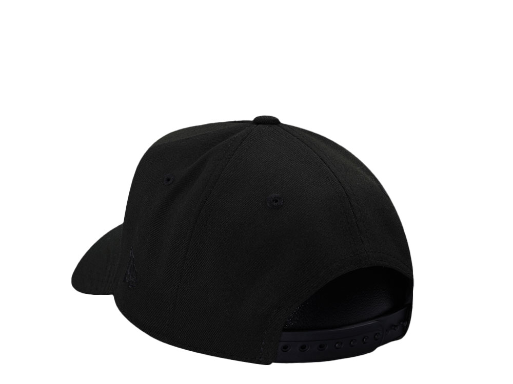 New Era New York Yankees World Series 1999 Black Out Red Edition 9Forty A Frame Snapback Cap