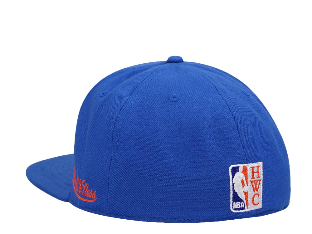 Mitchell & Ness New York Knicks Logo History Hardwood Classic Dynasty Fitted Cap
