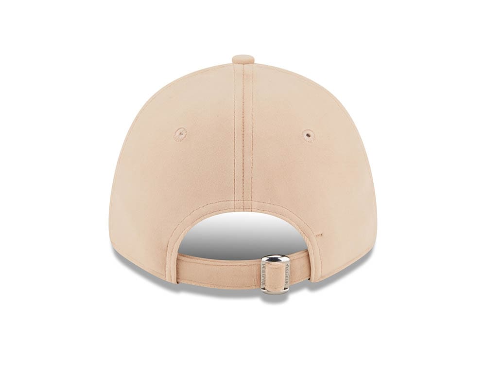New Era New York Yankees Velvet Stone Womens 9Forty Strapback Cap
