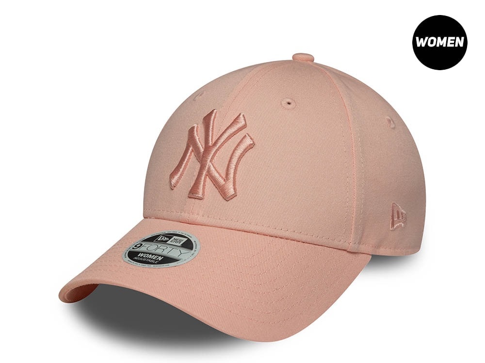 New Era New York Yankees League Essential Plum Womens 9Forty Strapback Cap