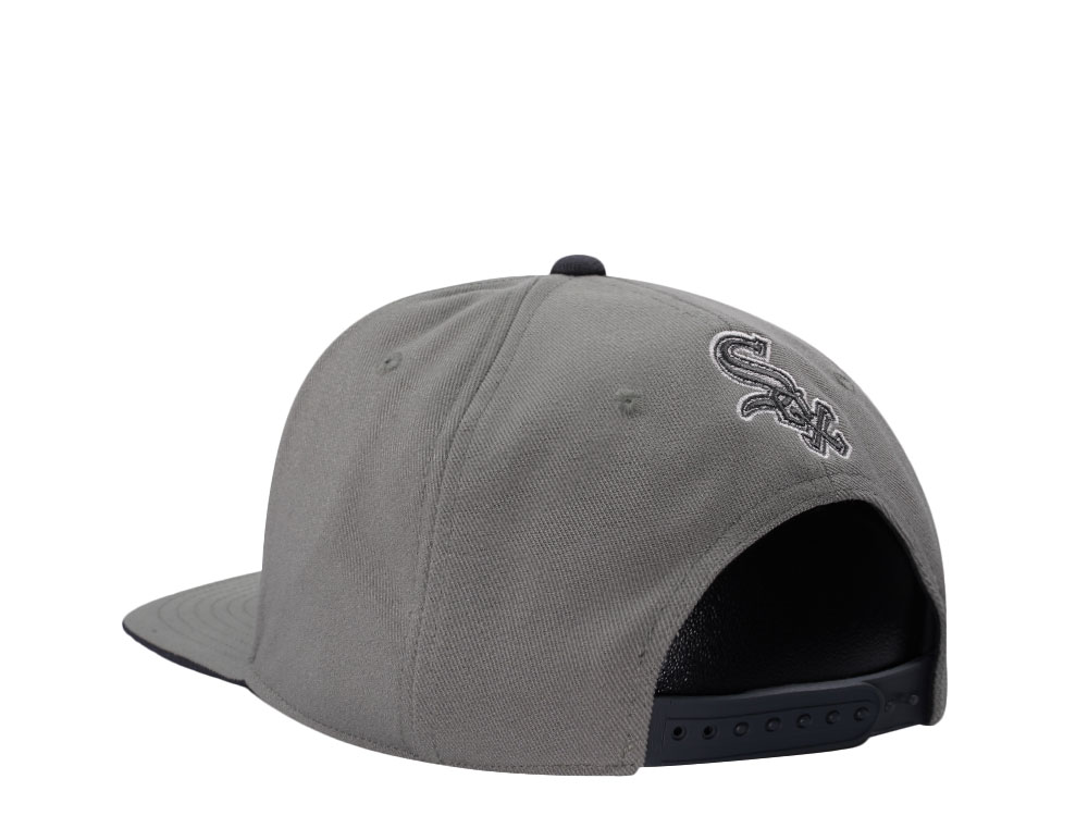 Nike Chicago White Sox Dri-Fit Pro Olive Edition Snapback Cap