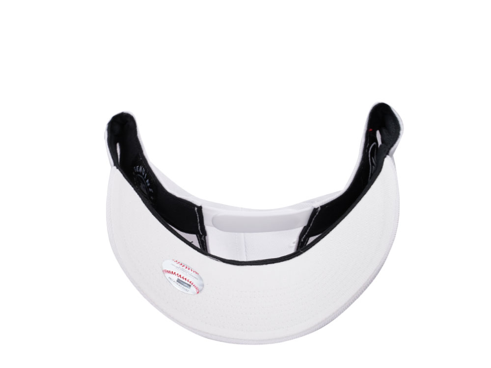 47Brand Pittsburgh Pirates White MVP Snapback Cap