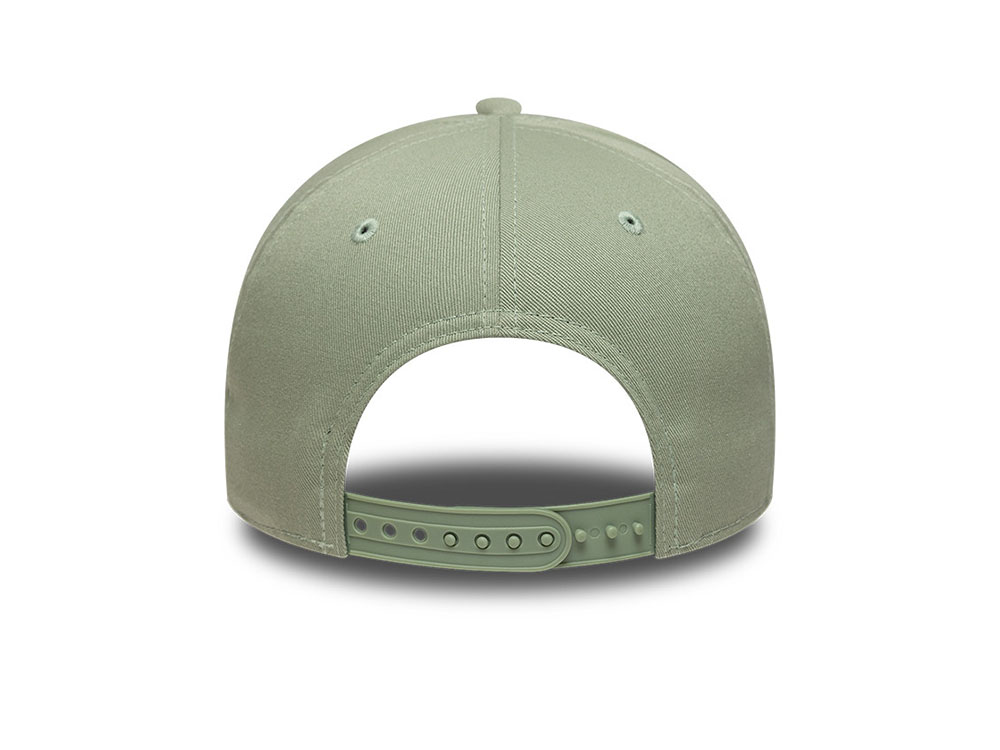 New Era New York Yankees Essential Evergreen 9Forty E Frame Snapback Cap