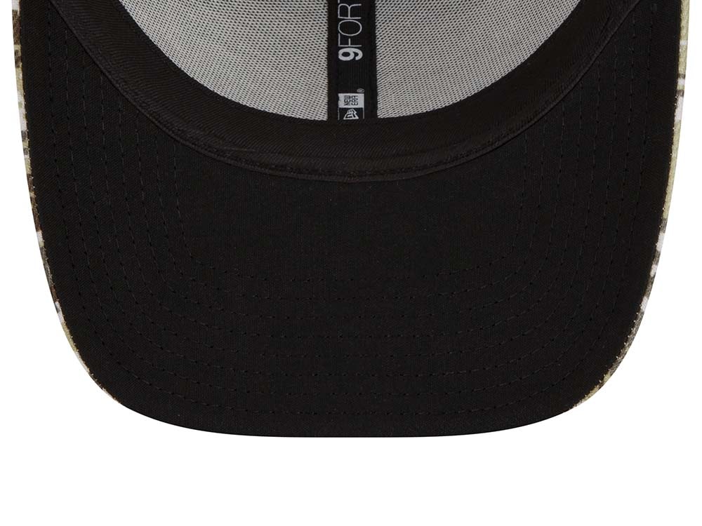 New Era Los Angeles Rams Salute to Service 21 9Forty Trucker Snapback Cap