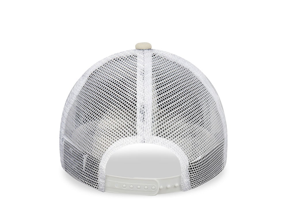 New Era New York Yankees Stone White A Frame Trucker Snapback Cap