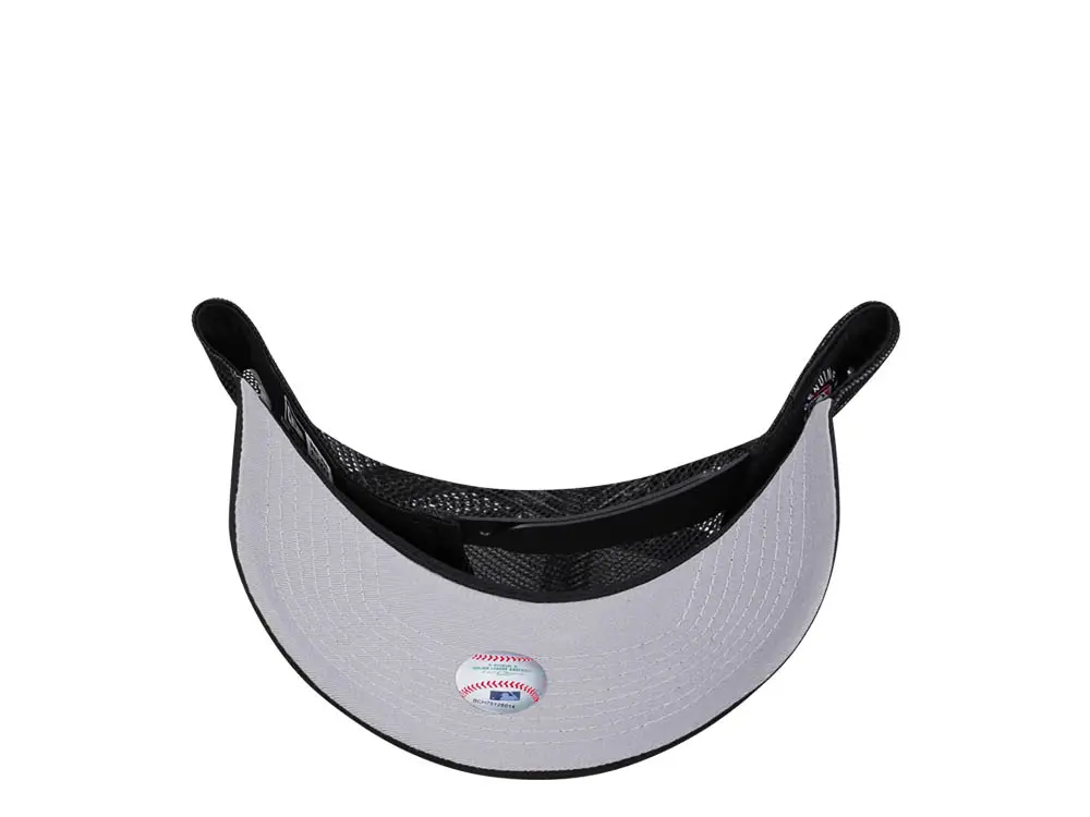 47Brand Chicago White Sox BCPTN World Series Black Foam Champ Offside Trucker Snapback Cap