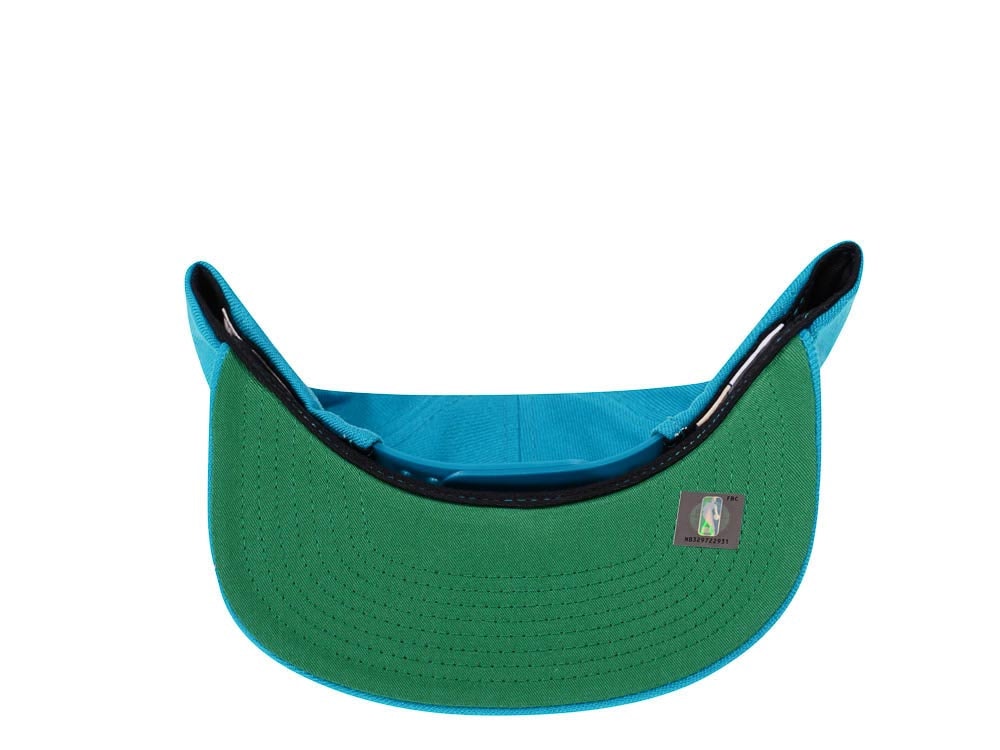 Mitchell & Ness Charlotte Hornets Hardwood Classics Snapback Cap