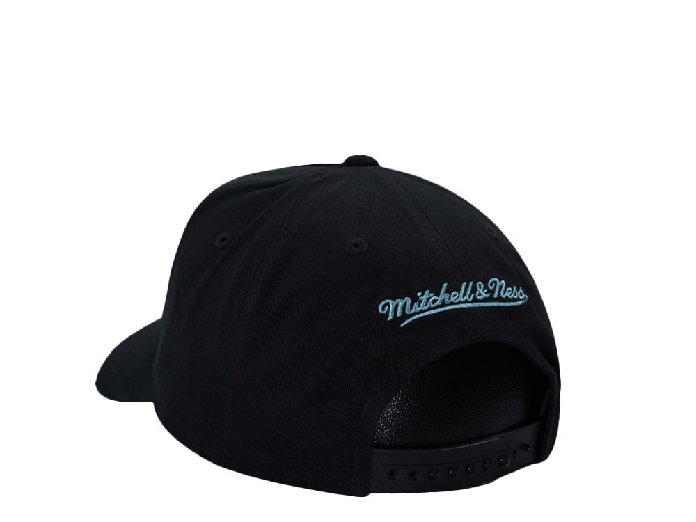 Mitchell & Ness Seattle Kraken Black Pro Pinch Fit Snapback Cap