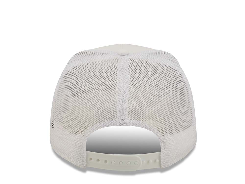 New Era Los Angeles Lakers Logo Overlay Trucker Snapback Cap