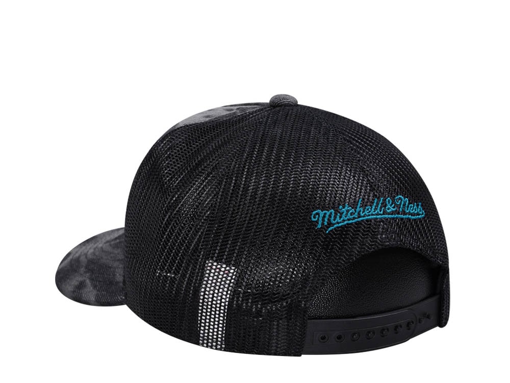Mitchell & Ness Charlotte Hornets Burnt Ends Black Trucker Snapback Cap