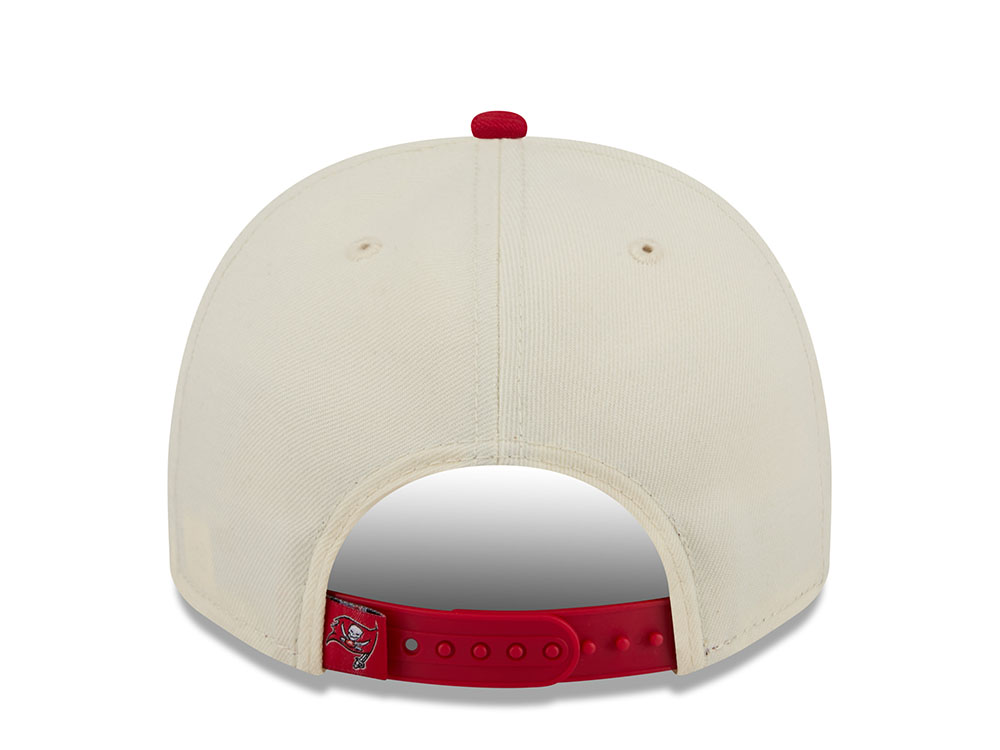 New Era Tampa Bay Buccaneers 1975 Classic Chrome Edition 9Fifty A Frame Snapback Cap