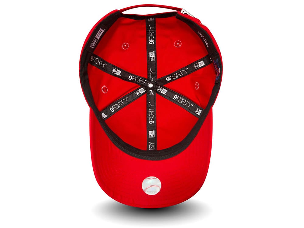 New Era New York Yankees Scarlet Red Flawless 9Forty Strapback Cap