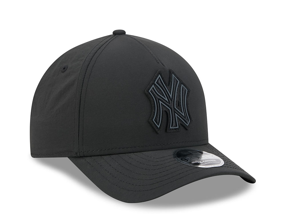 New Era Alpha Industries New York Yankees Black Prime Edition 9Forty M Crown A Frame Snapback Cap