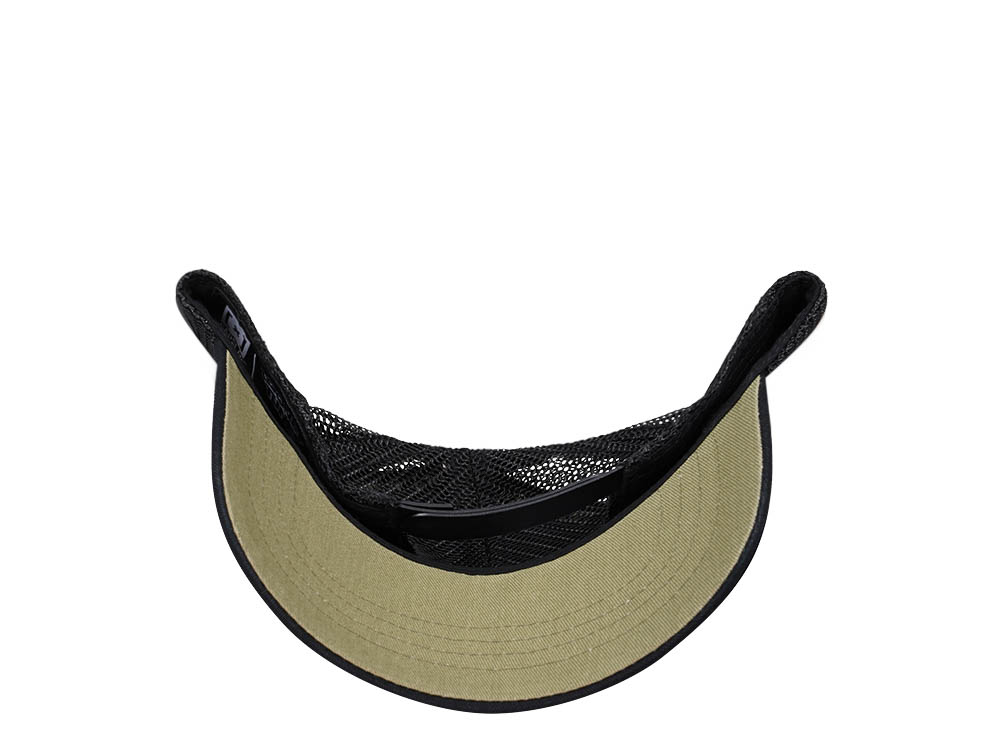 Capslab Looney Tunes Bunny Trucker Snapback Cap