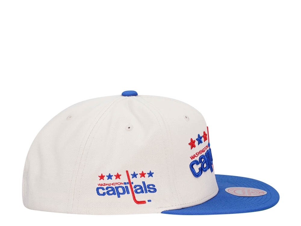 Mitchell & Ness Washington Capitals Vintage Off-White Snapback Cap