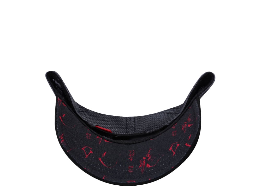Capslab Assassin's Creed Shadows Naoe Trucker Snapback Cap