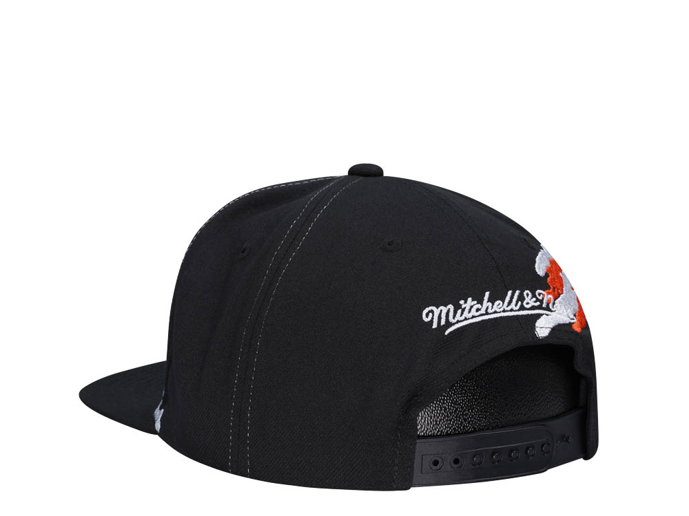 Mitchell & Ness Philadelphia Flyers Vintage Paintbrush Snapback Cap