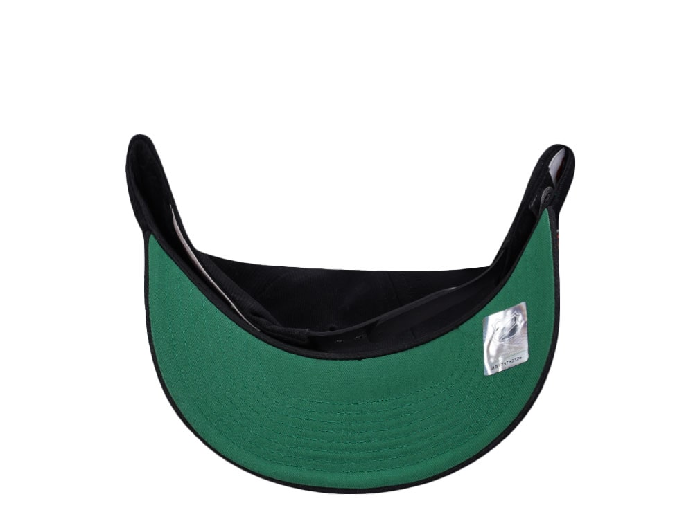 Mitchell & Ness Classic Logo Snapback Cap