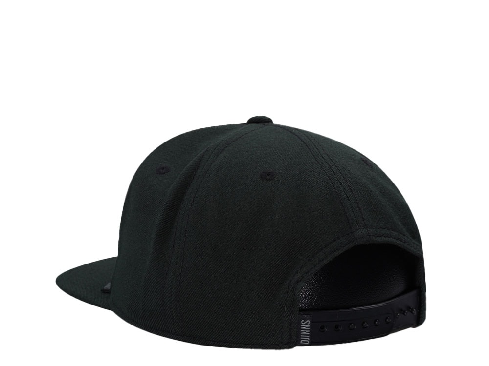 Djinns Monochrome Black 6 Panel Snapback Cap