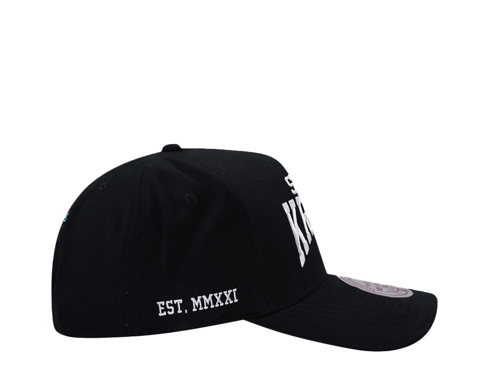 Mitchell & Ness Seattle Kraken Black Pro Pinch Fit Snapback Cap