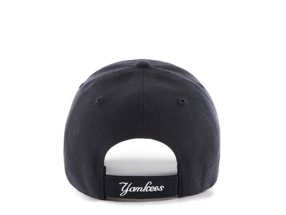 47brand New York Yankees Classic Curved Strapback Cap