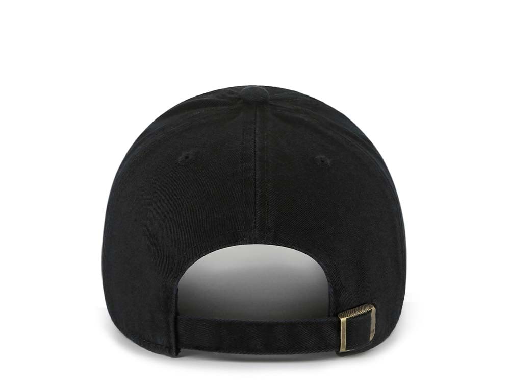 47Brand North Carolina Tar Heels Black Clean Up Strapback Cap