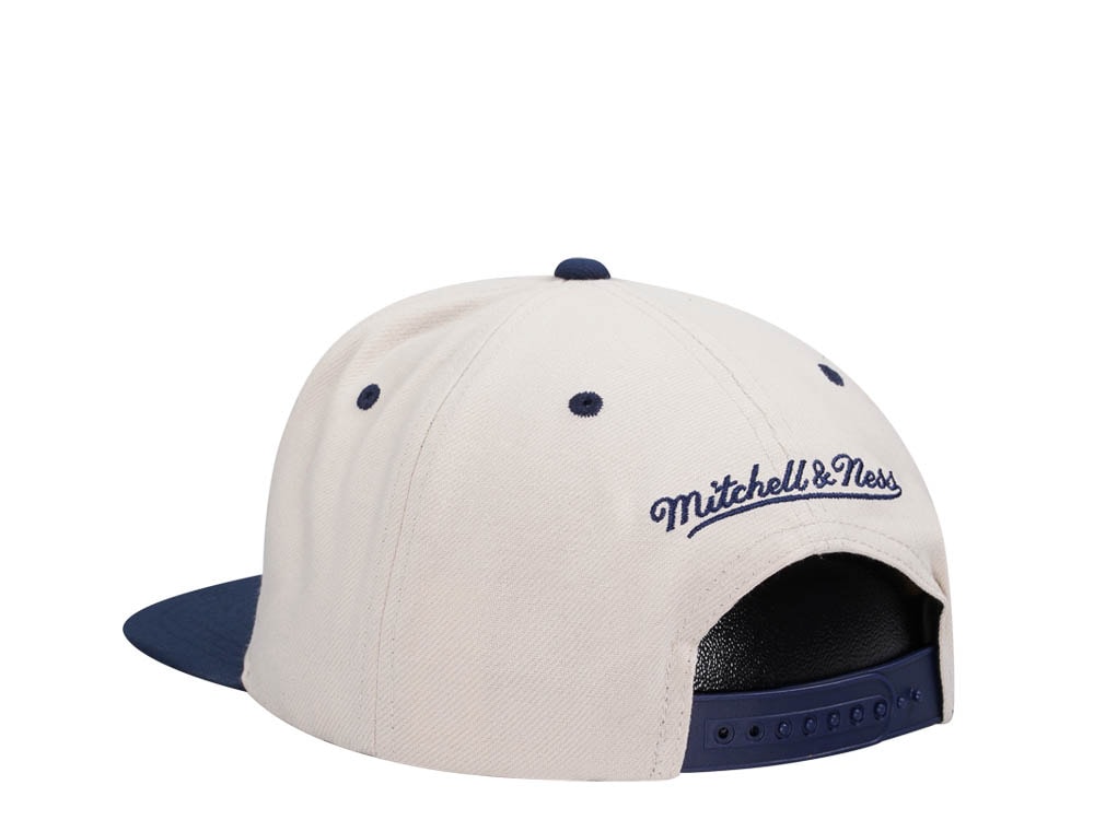 Mitchell & Ness Golden State Warriors Sail Off White Two Tone Snapback Cap