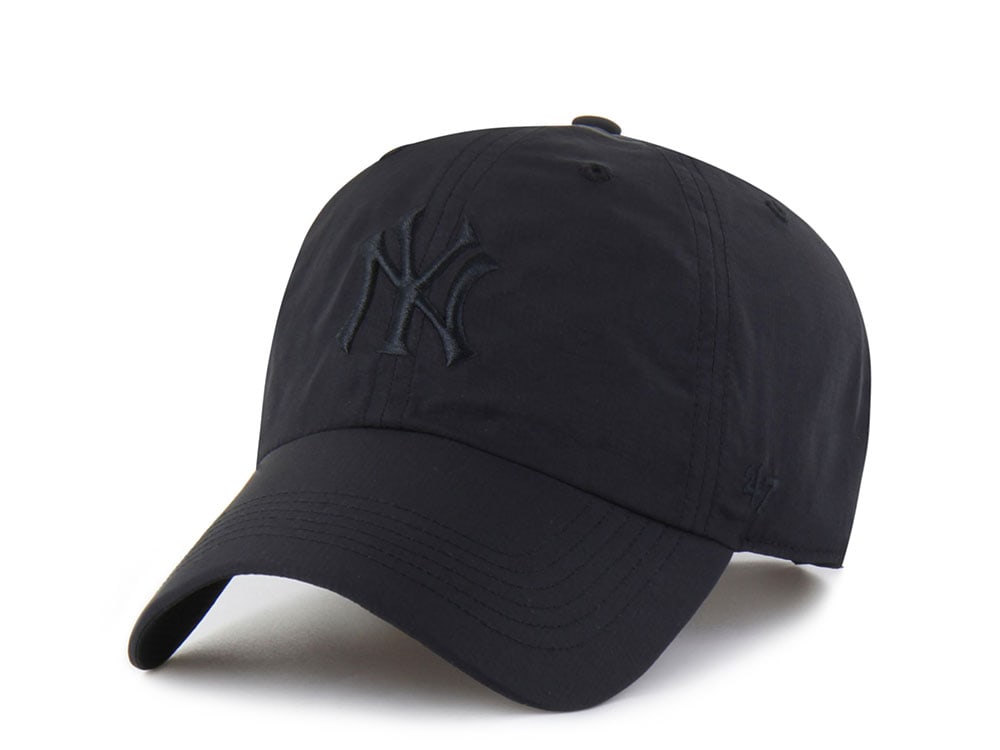 47 Brand New York Yankees Brrr Black Clean Up Strapback Cap