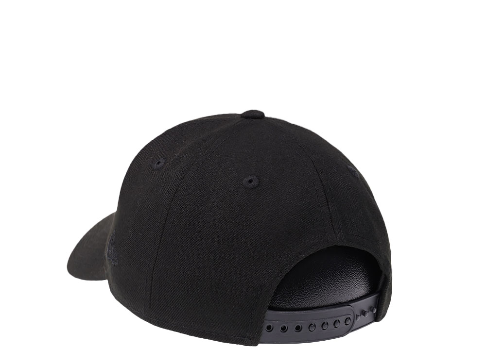 New Era Brooklyn Nets All Black 9Forty Snapback Cap