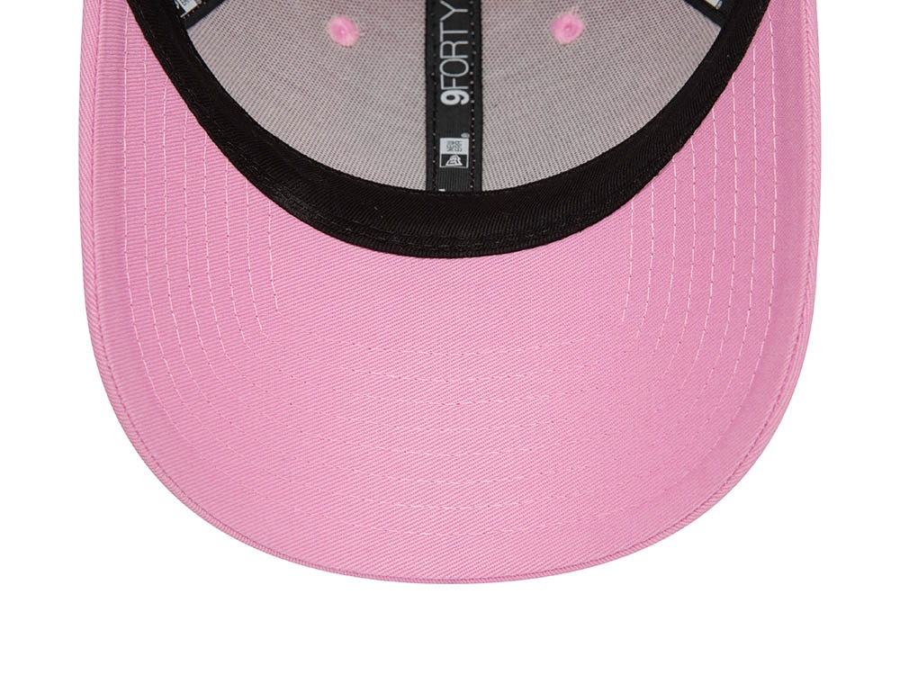 New Era New York Yankees Flawless Pink 9Forty Snapback  Cap