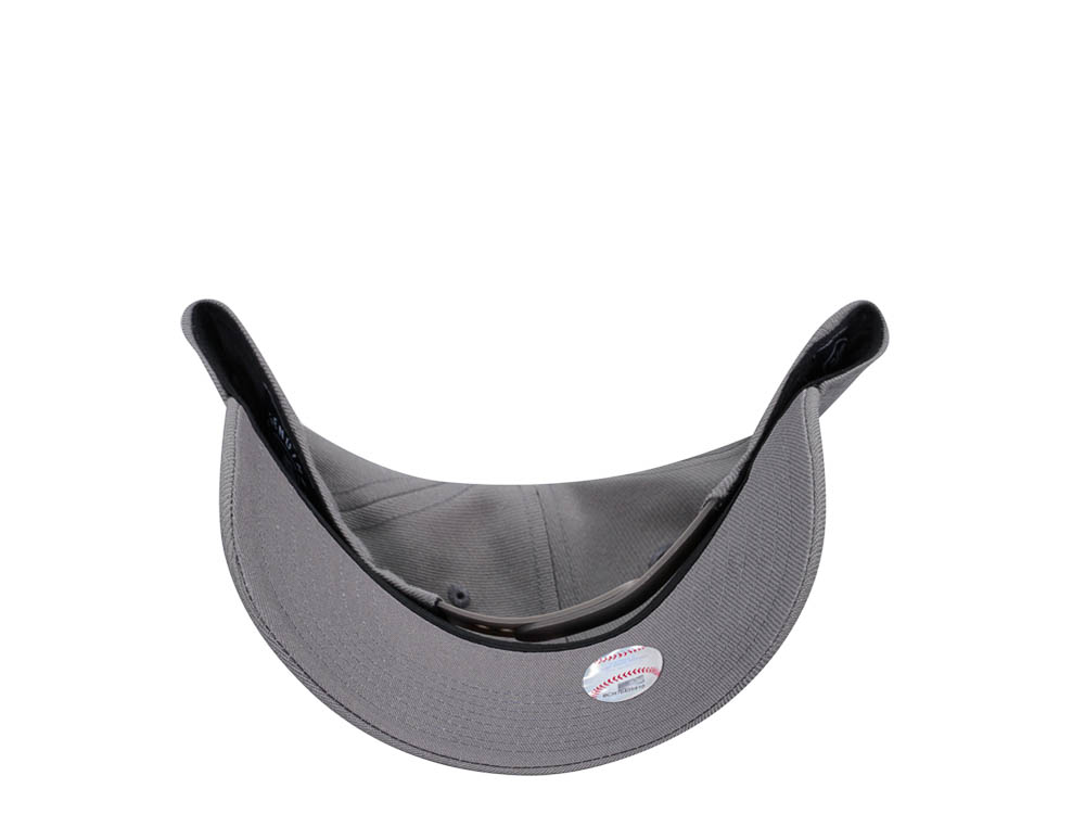 47Brand New York Yankees Dark Gray MVP Snapback Cap
