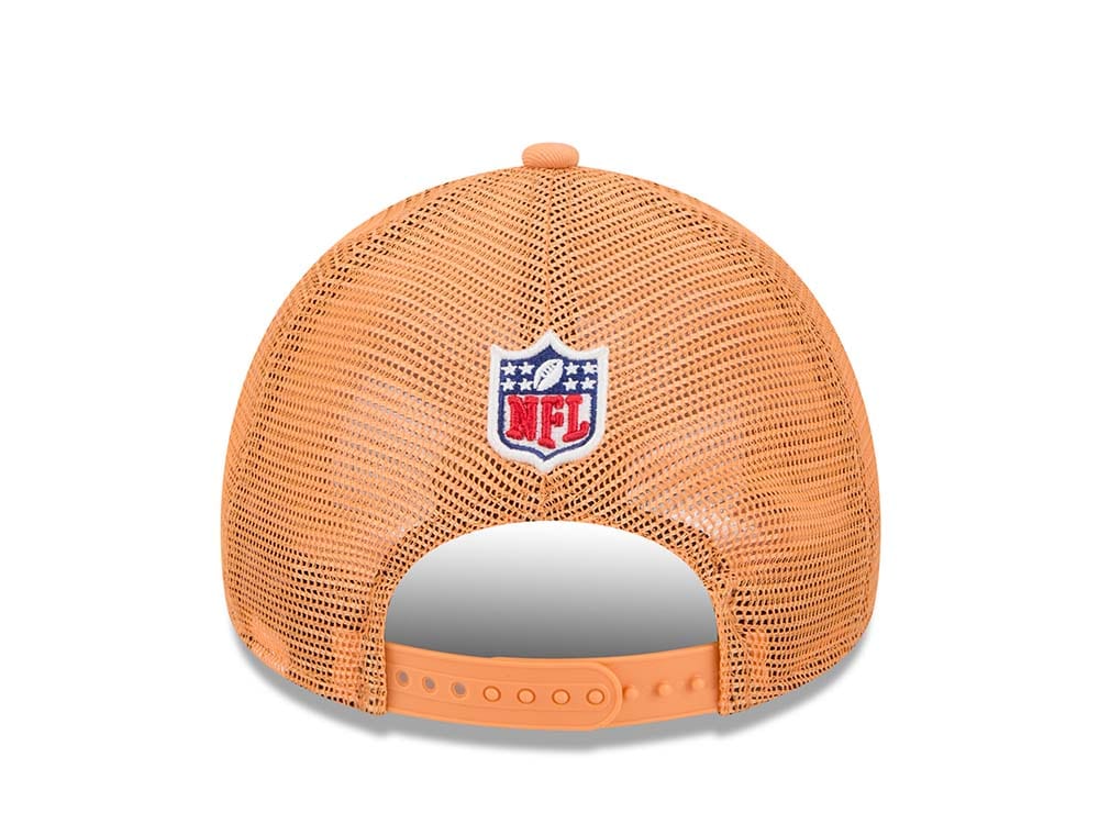 New Era Tampa Bay Buccaneers Sideline 2024 9Forty A Frame Trucker Snapback Cap