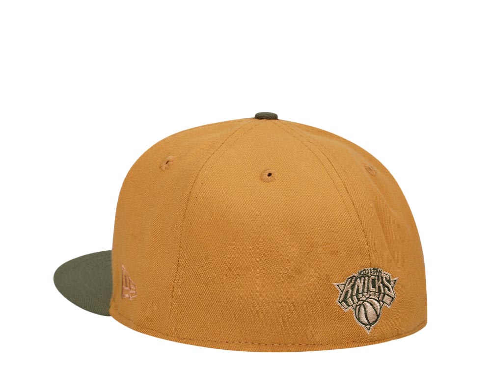 New Era New York Knicks Panama Tan Olive Two Tone Classic Edition 59Fifty Fitted Cap