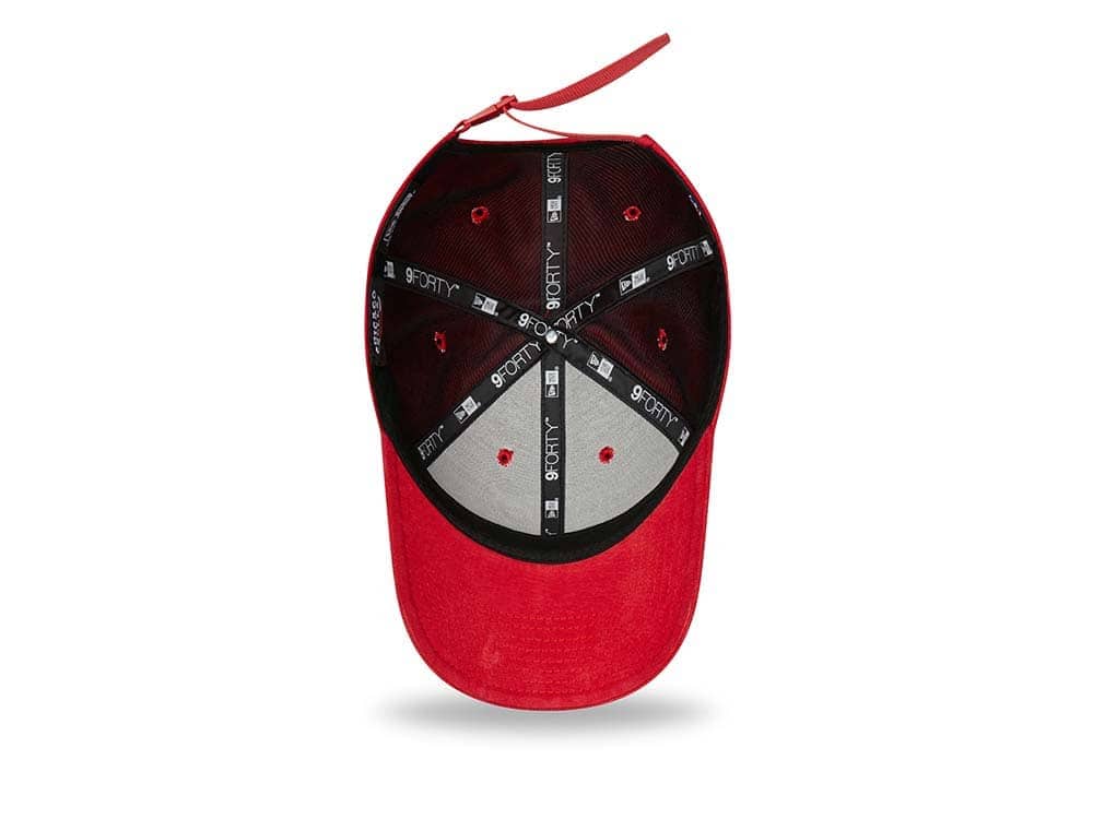 New Era Chicago Bulls Washed Pack Red Adjustable 9Forty Strapback Cap