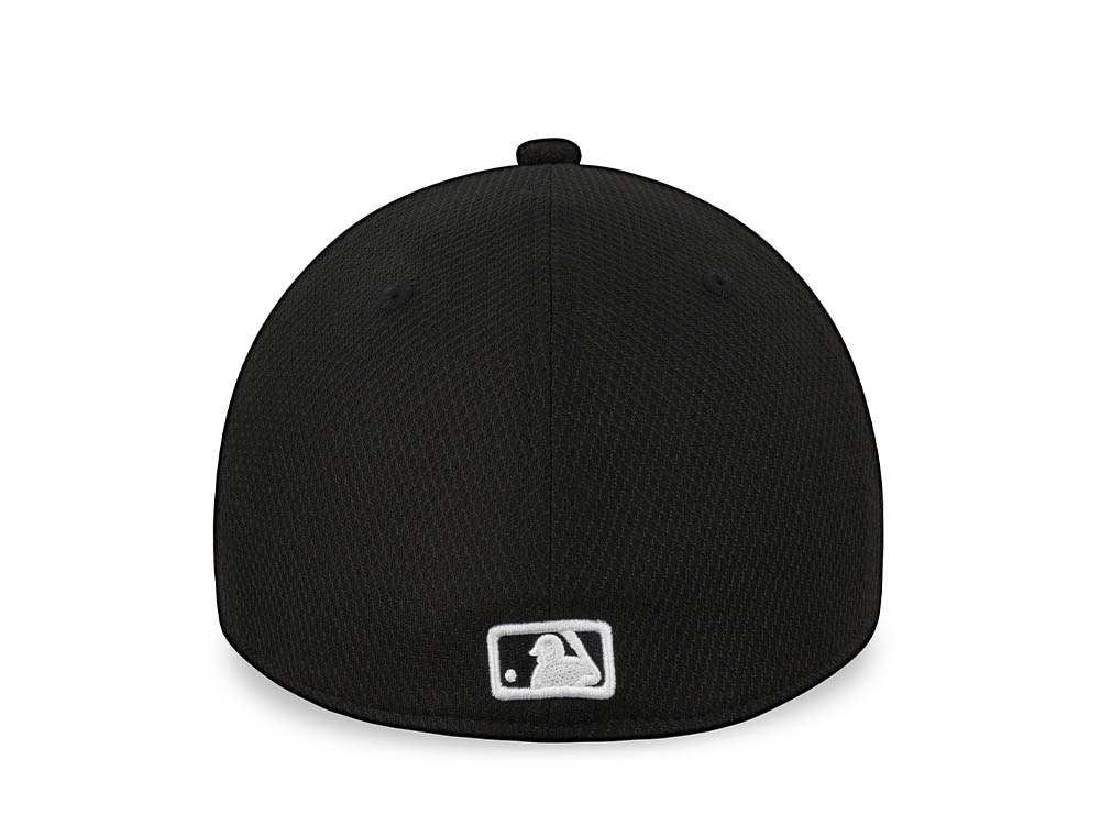 New Era New York Yankees Diamond Era  Black and White 39Thirty Stretch Cap
