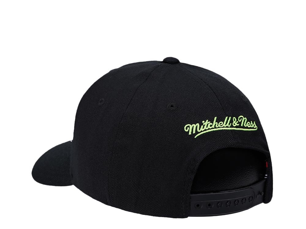 Mitchell & Ness Miami Heat Hardwood Classic Slime Drip Red Line Flex Snapback Cap
