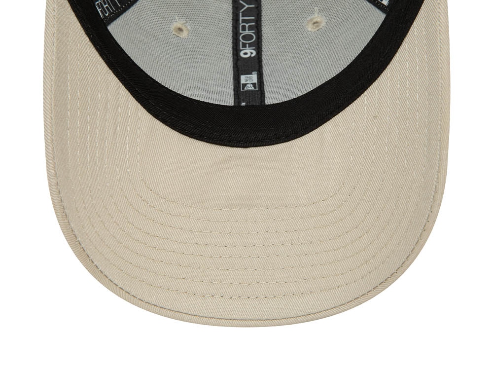 New Era New York Yankees League Essential Kids Stone 9Forty Strapback Cap